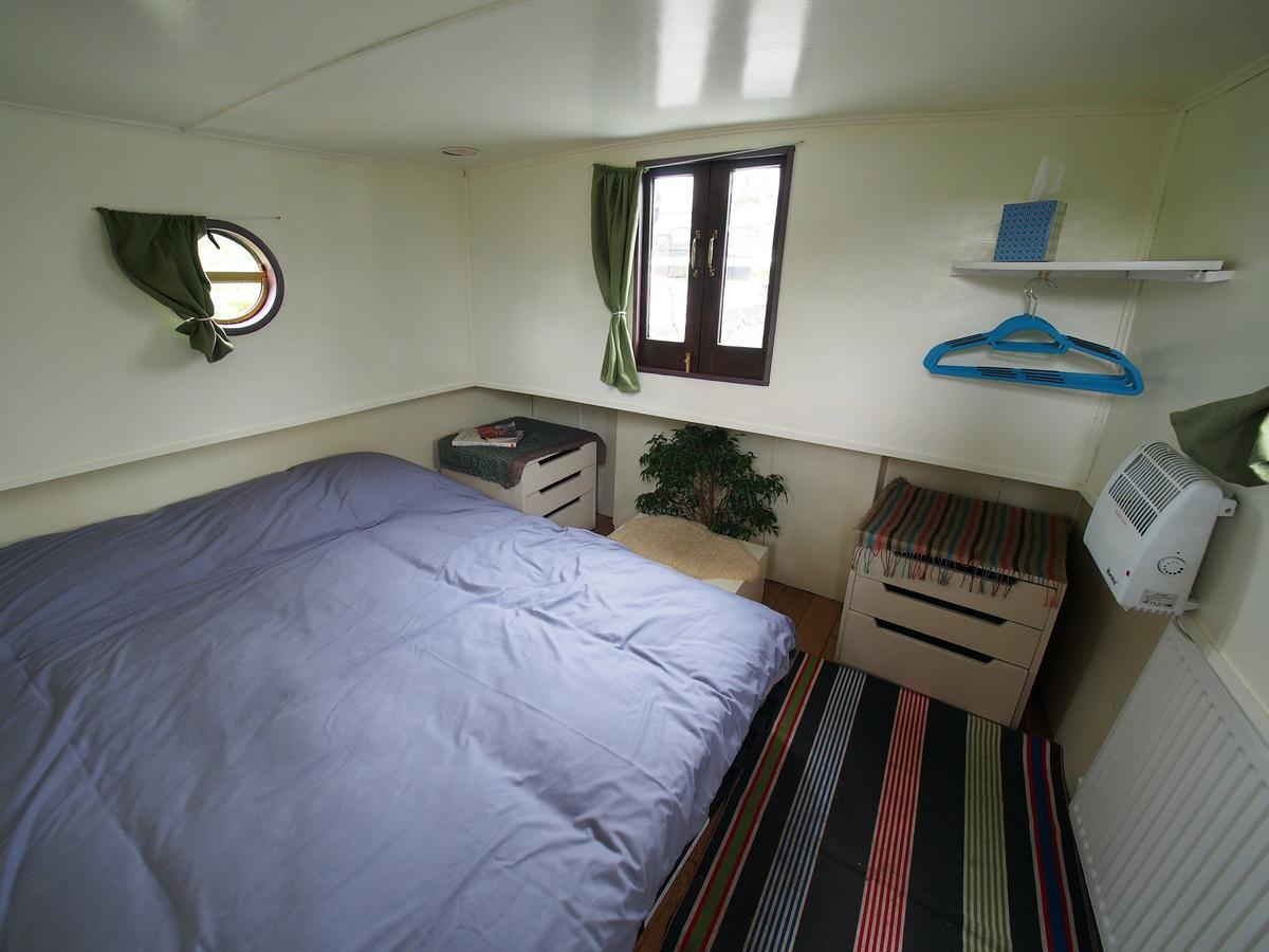 Roisin Dubh Houseboat Sallins Exterior foto