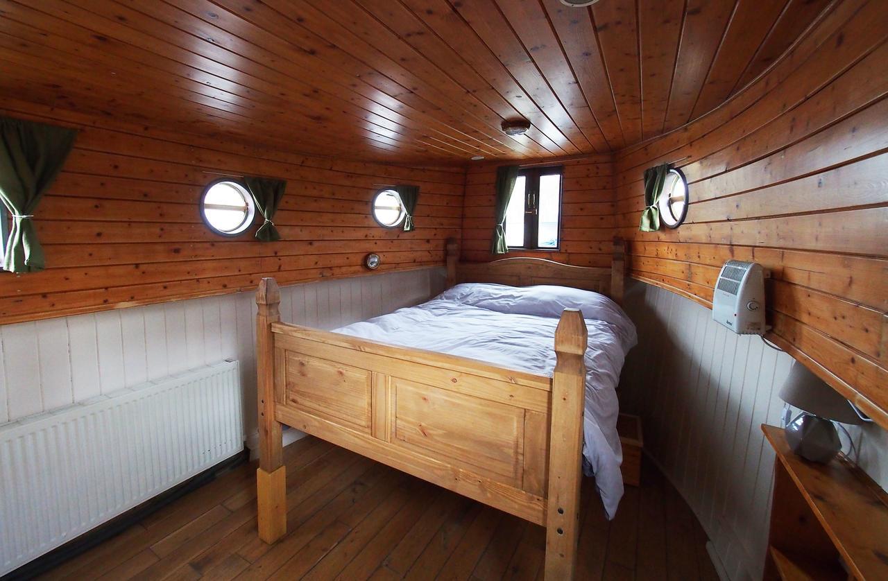 Roisin Dubh Houseboat Sallins Exterior foto